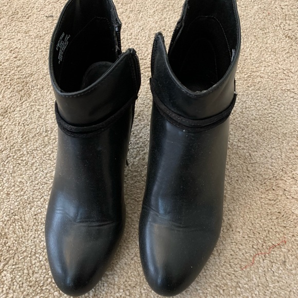 Ankle boots - Picture 2 of 9